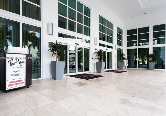 Foto del edificio - 951 Brickell Ave