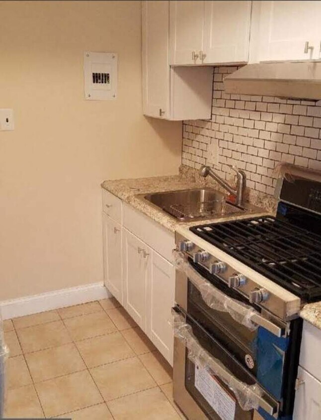 Primary Photo - 1801 Drexel St