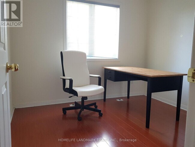 Building Photo - 8 Cox Blvd