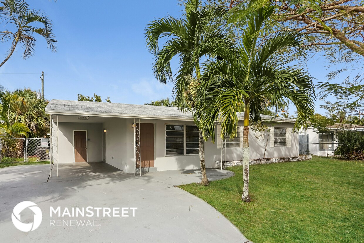 Primary Photo - 6461 SW 16th Ct