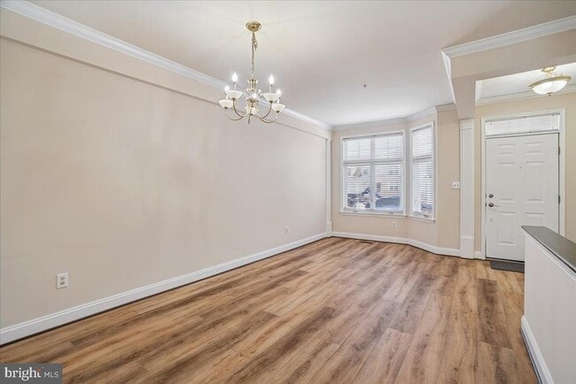 Building Photo - 2238 Merion Pond