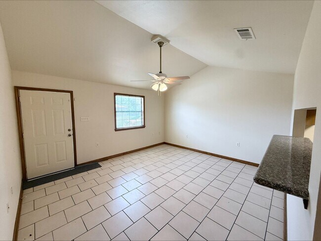 Foto del edificio - 6246 Erin Dr