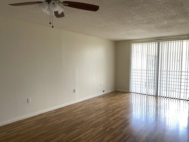 Building Photo - 1820 SW 81st Ave