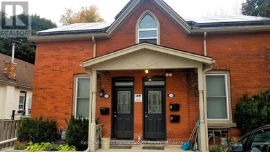 Building Photo - 114 Surrey St E