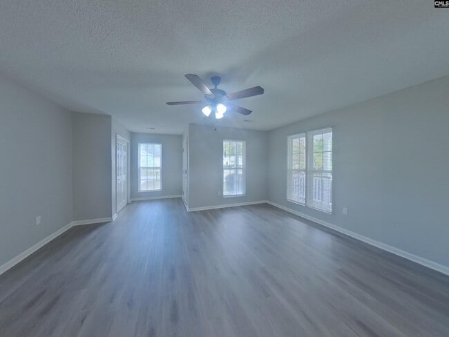 Building Photo - 1 Tomafield Ct