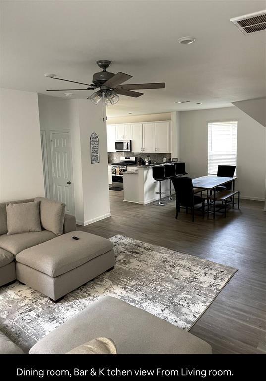 Foto del edificio - 6722 Forbes Run Dr