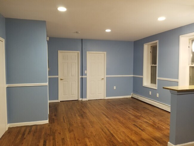 Foto del edificio - 538 Thatford Ave