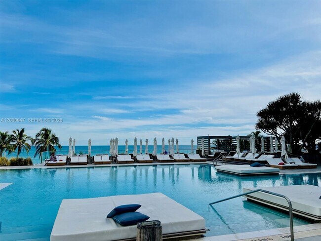 Foto del edificio - 2301 Collins Ave