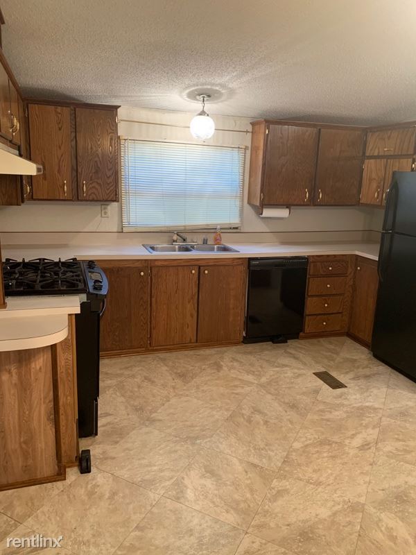 Foto del edificio - 3 br, 2 bath Mobile Home - 722 W Maple St