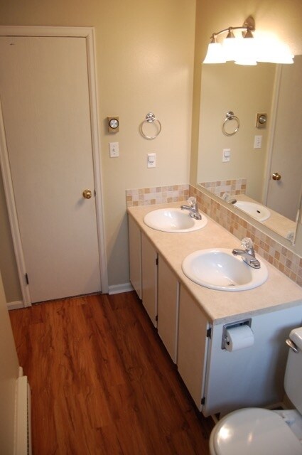 Foto del edificio - 1724 Fremont Ct