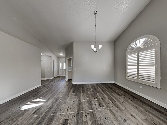 Building Photo - 8105 Eagle Peak Way