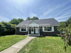 Building Photo - 1684 Hill View Pl