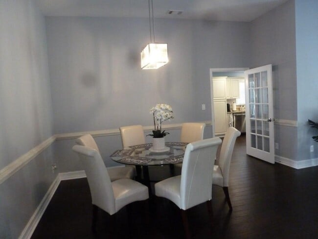 Building Photo - 2695 The Terraces Way