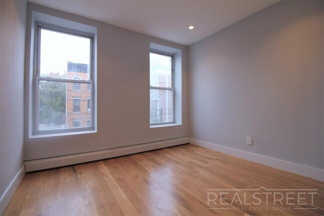 Foto del edificio - Brand NEW 1 Bed in Bed Stuy