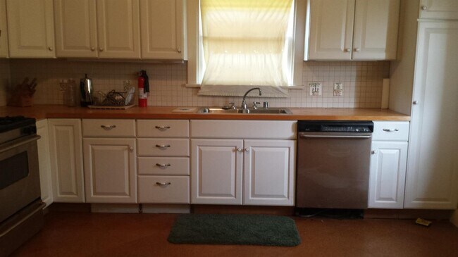 Foto del edificio - 19076 E Central Ave