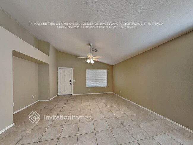 Building Photo - 8315 W Clear Stream Dr