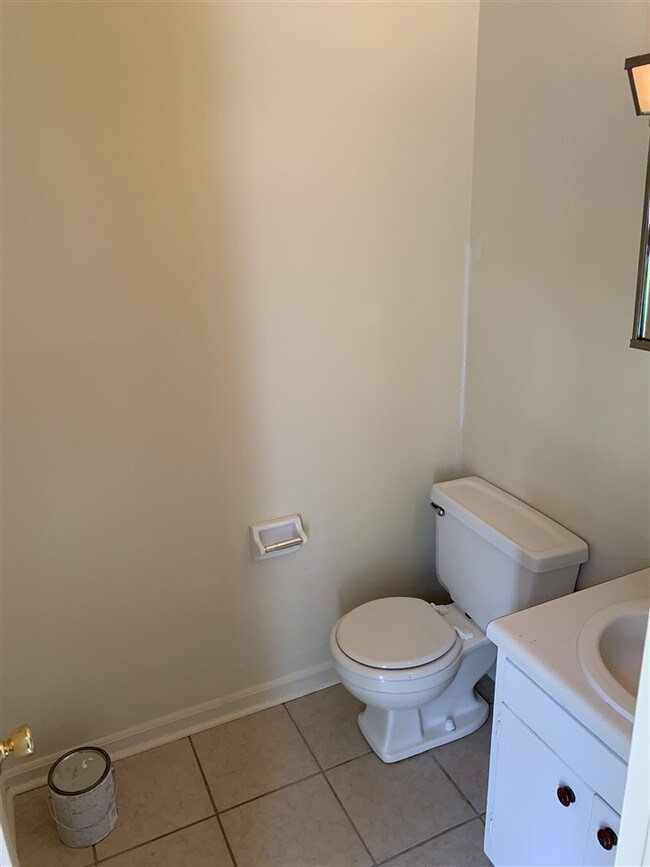 Foto del edificio - 1954 Portland Ave