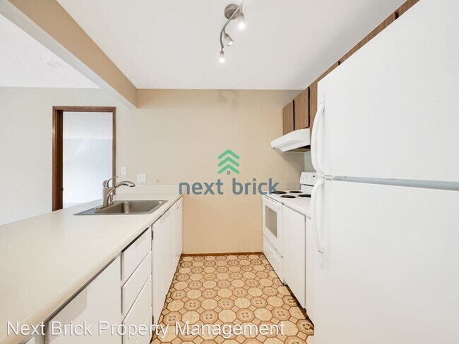 Building Photo - 2 br, 2 bath House - 1740 NE 86th St #216