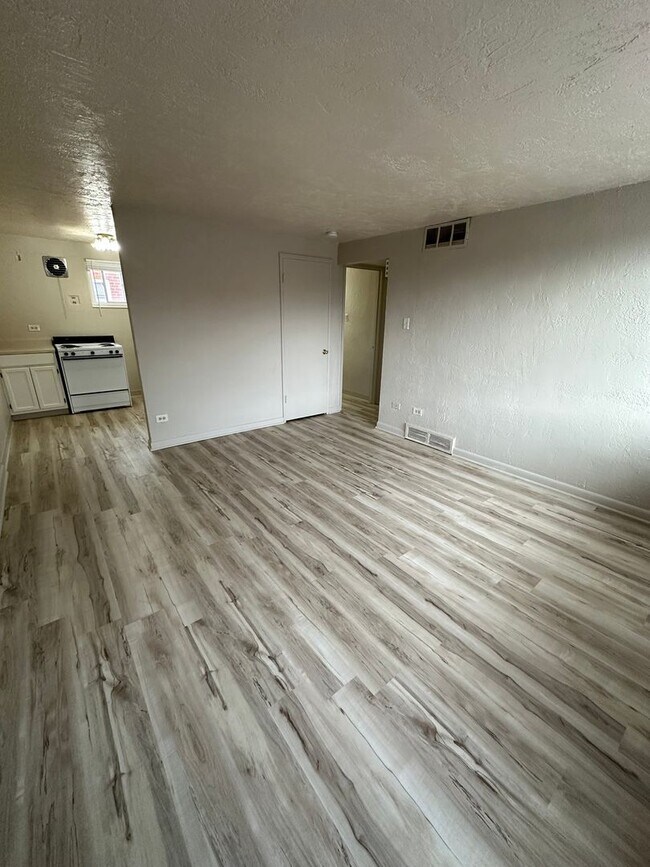 Foto del edificio - 2607 Poplar Ct