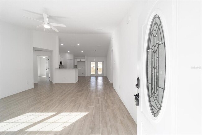 Foto del edificio - 200 Oak Ln