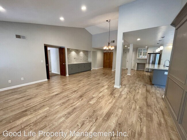 Building Photo - 4 br, 2 bath House - 1520 Via Dorado