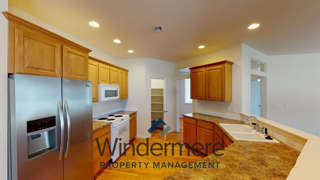 Foto del edificio - 721 SE Swainson Ln