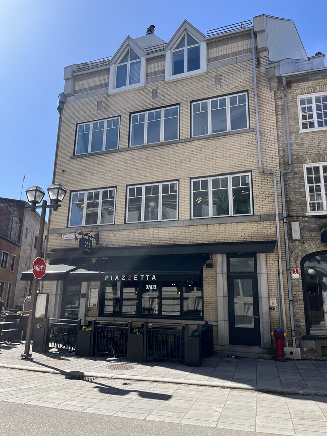 Building Photo - 65 Rue Saint-Paul