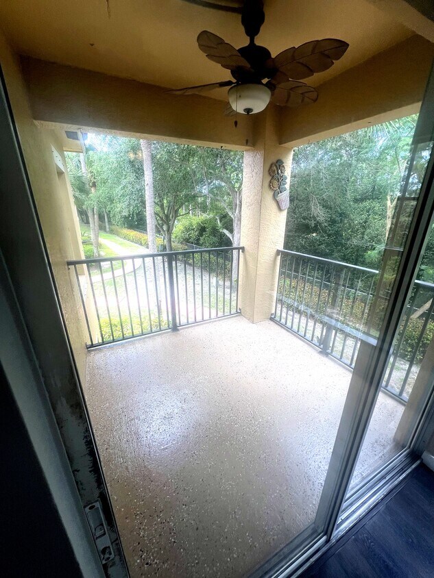 Foto del edificio - 10360 Fox Trail Rd S