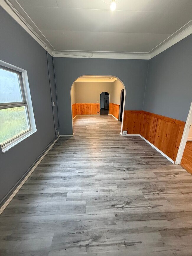 Foto del edificio - 4bd 1ba Home