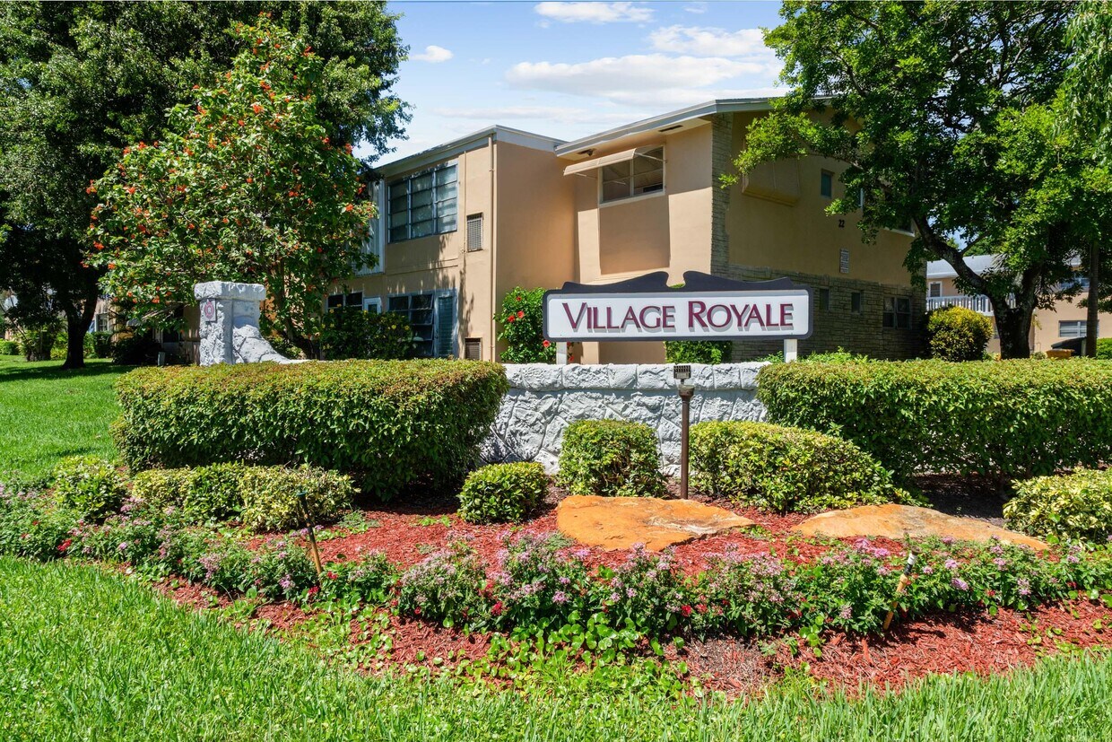 2112 NE 1st Way Unit 206, Boynton Beach, FL 33435 Condo for Rent in