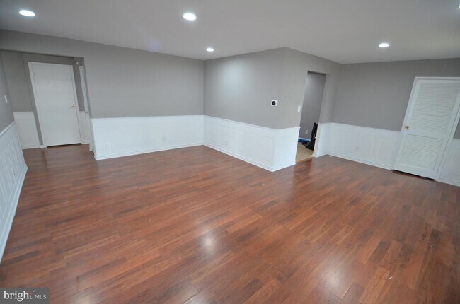 Foto del edificio - 4000 Gypsy Ln