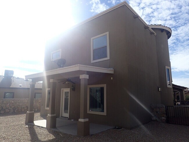 Foto del edificio - 3088 Coyote Park Dr