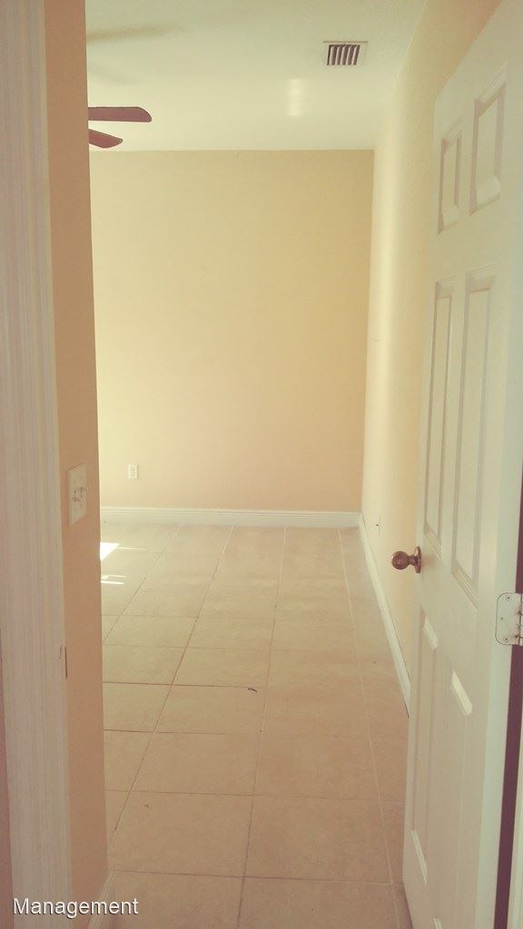 Foto del edificio - 4 br, 2.5 bath House - 413 Jourferie Road