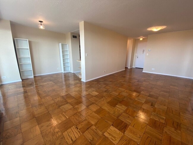 Building Photo - 151 Tremont St