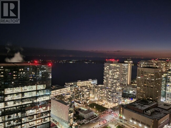 Building Photo - 138 Downes St