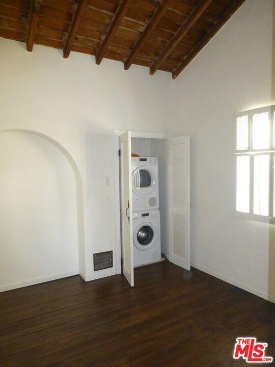 Foto del edificio - 1355 Laurel Ave