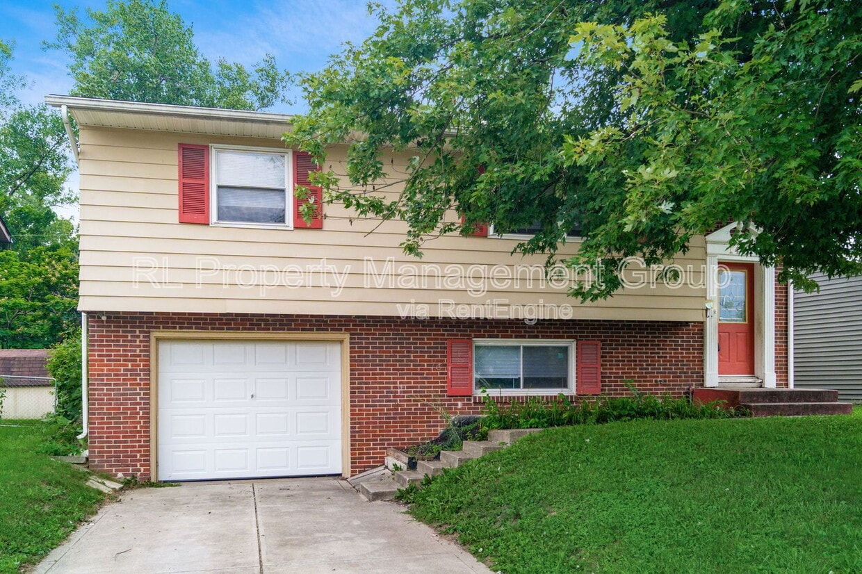 Primary Photo - 1495 Yates Dr