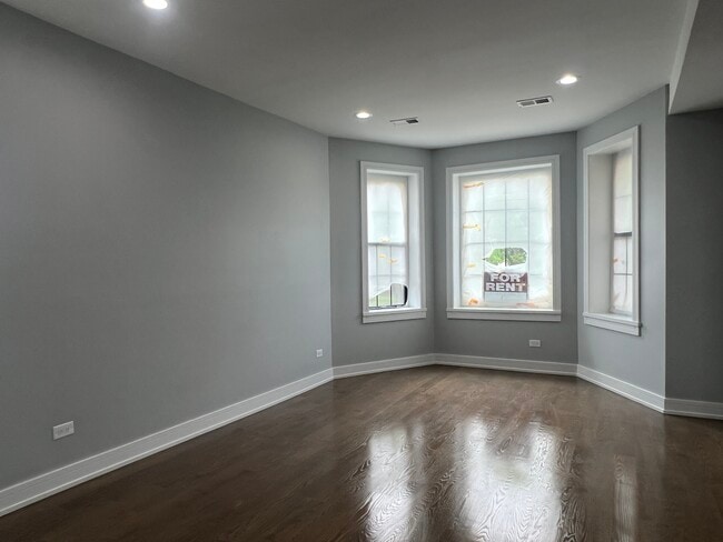 Building Photo - 1145 S Independence Blvd