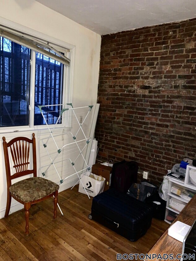 Foto principal - 733 Parker St