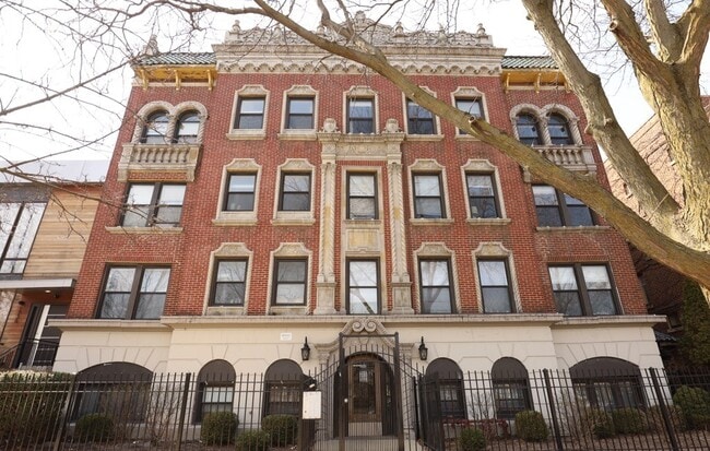 Building Photo - 1742 N Humboldt Blvd