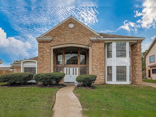 Building Photo - 19515 Oak Station Dr