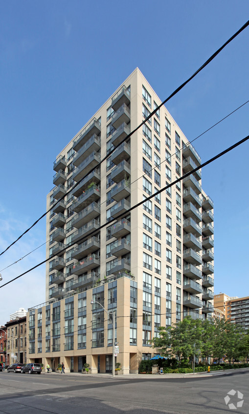 Primary Photo - 76 Shuter St