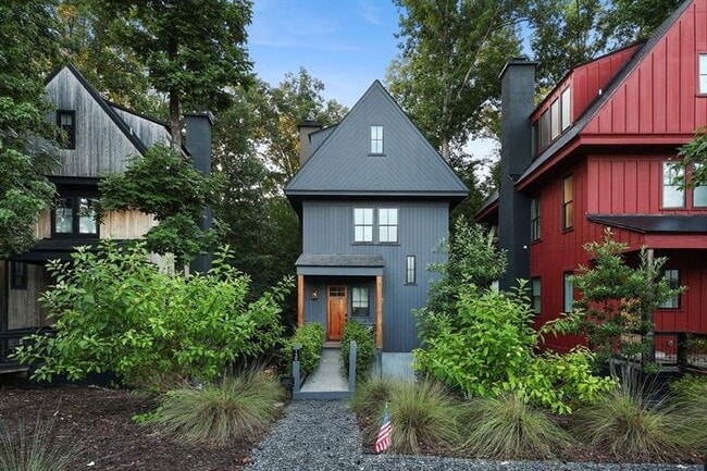 Building Photo - 130 Arcadia Ave