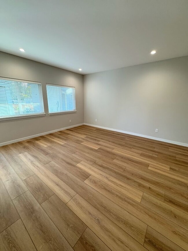 Photo - Newly Built 3 Bed, 2.5 Bath Cottage Homes with Free Wifi Internet