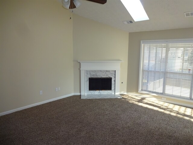 Foto del edificio - 2880 Camelot Woods Dr