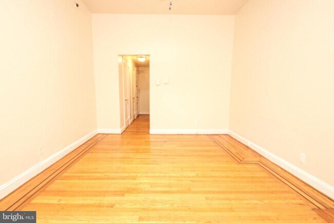 Foto del edificio - 1616 Pine St