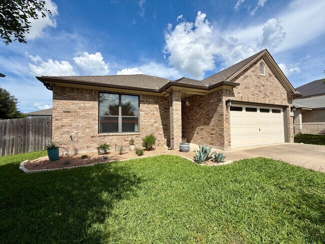 Foto del edificio - 206 Briarwood Dr