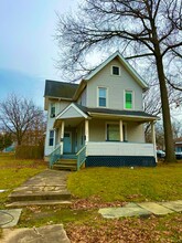 Building Photo - 167 Charles Ave SE