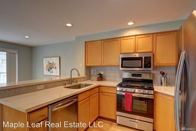 Building Photo - 3 br, 2.5 bath House - 2429 NW 62nd St