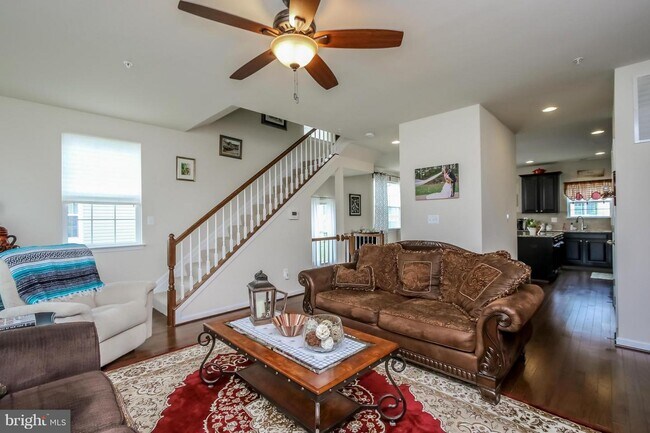 Building Photo - 7532 Briargrove Lane
